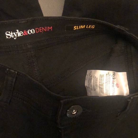 Women’s, black jean - Picture 2 of 3